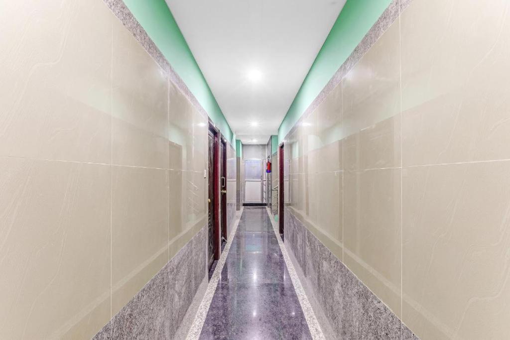 Pn Samy Inn Pondicherry Ngoại thất bức ảnh